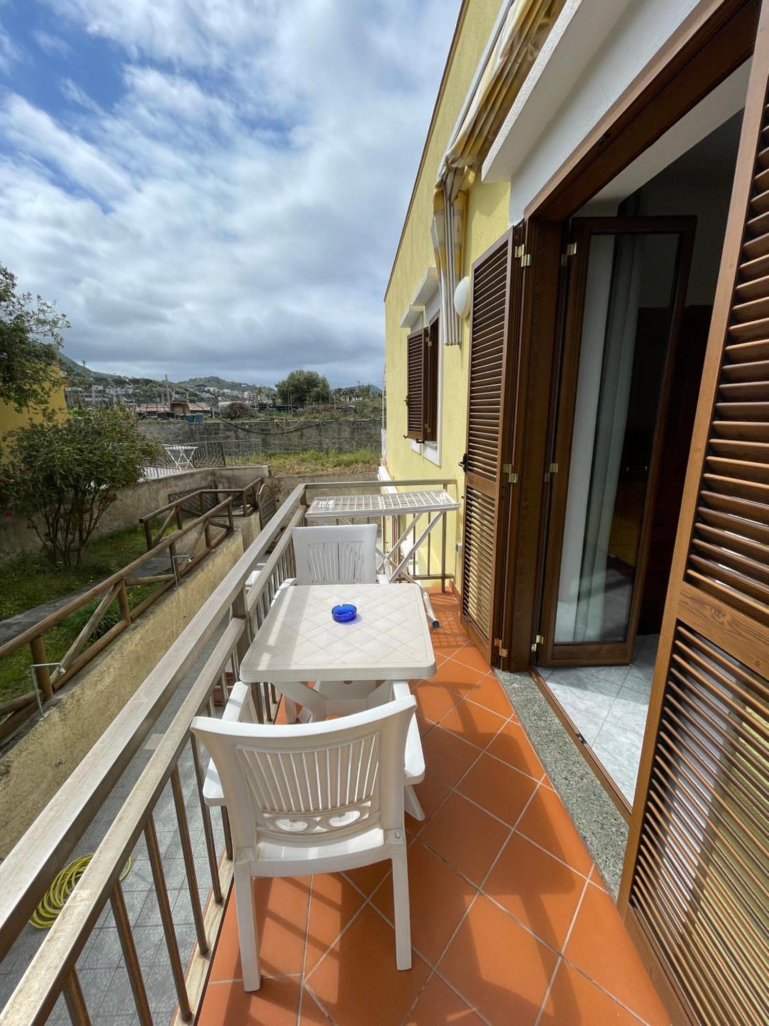 Residence Andrea A Mare Forio  Exterior photo